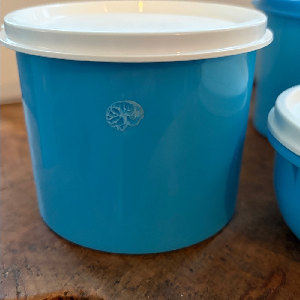 Assorted Tupperware Blue Storage Containers - Picture 4 of 4